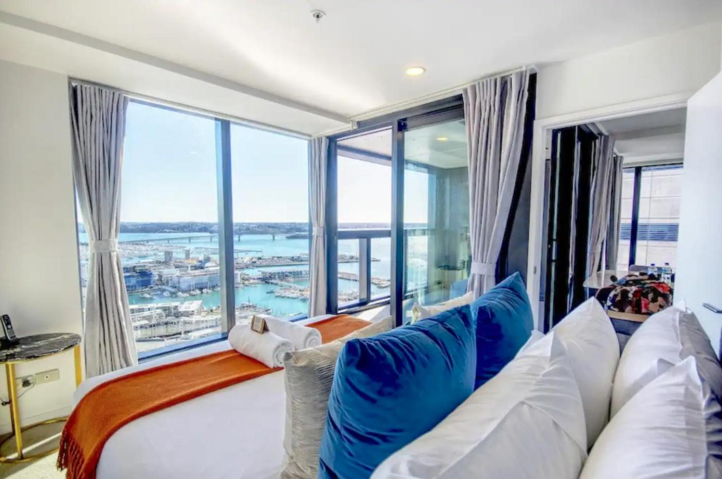 Magnificent Skytower, Sea, Habour View In Cbd Lägenhet Auckland Exteriör bild